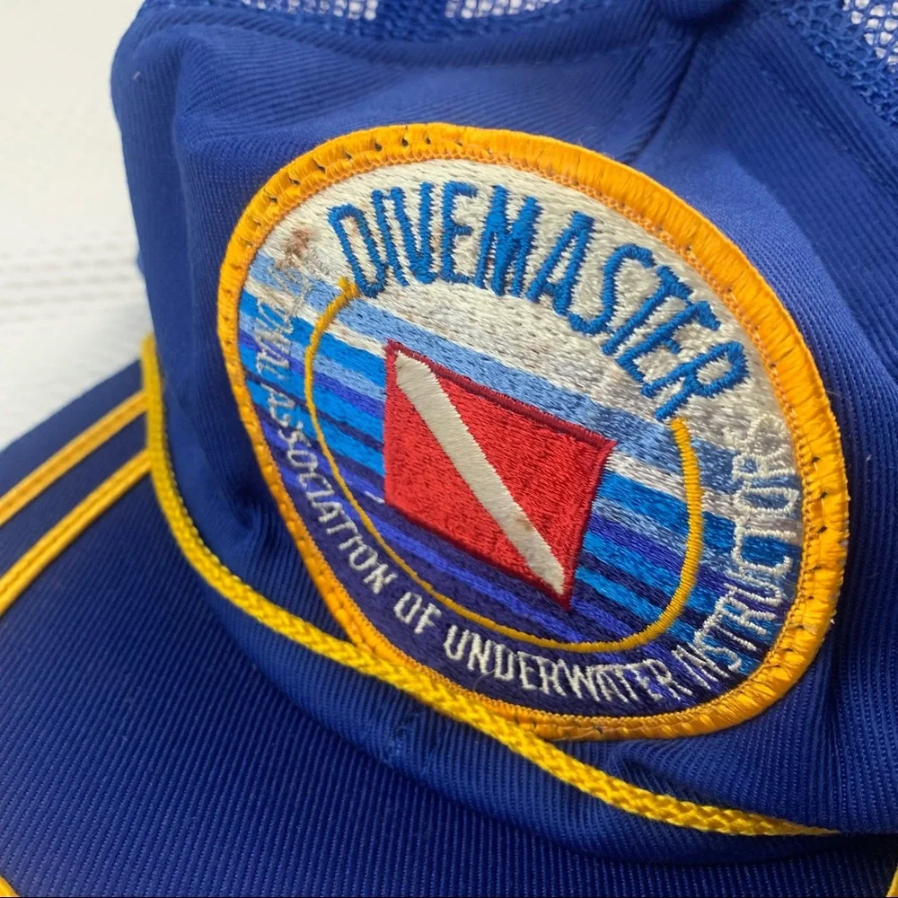 Vintage Dive master trucker hat